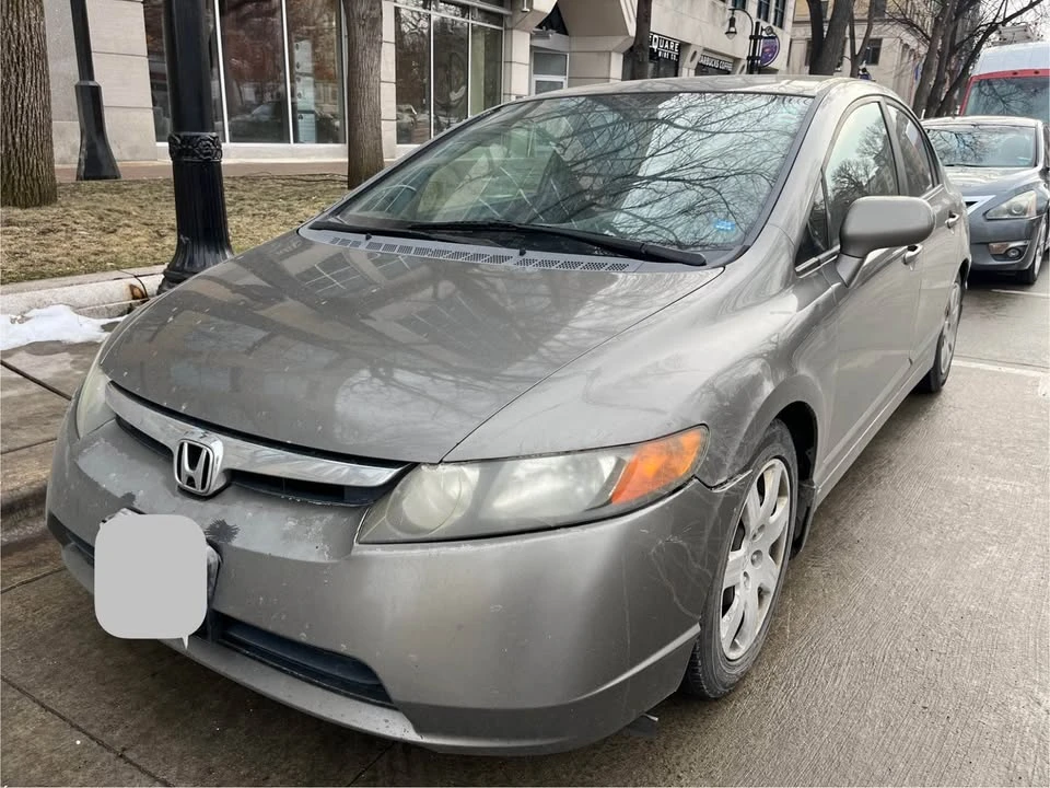 2008 Honda Civic 8th Gen - Image 2 of 10