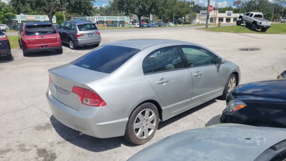 2008 Honda Civic 8th Gen - Image 5 of 13