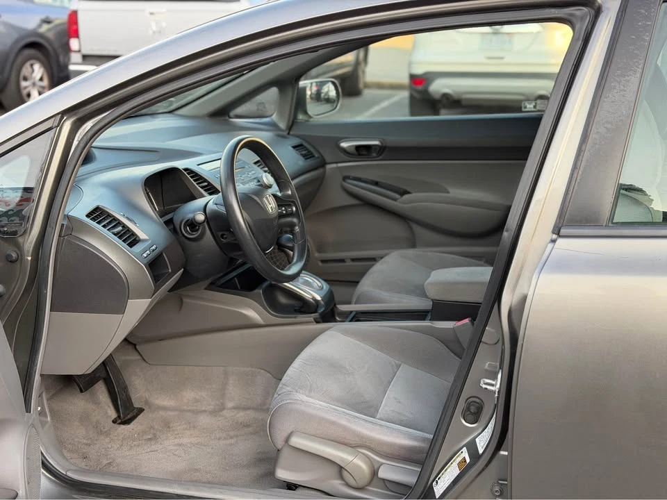 2008 Honda Civic 8th Gen - Image 7 of 17
