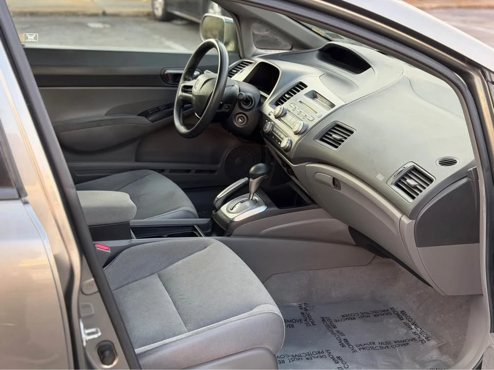 2008 Honda Civic 8th Gen - Image 11 of 17