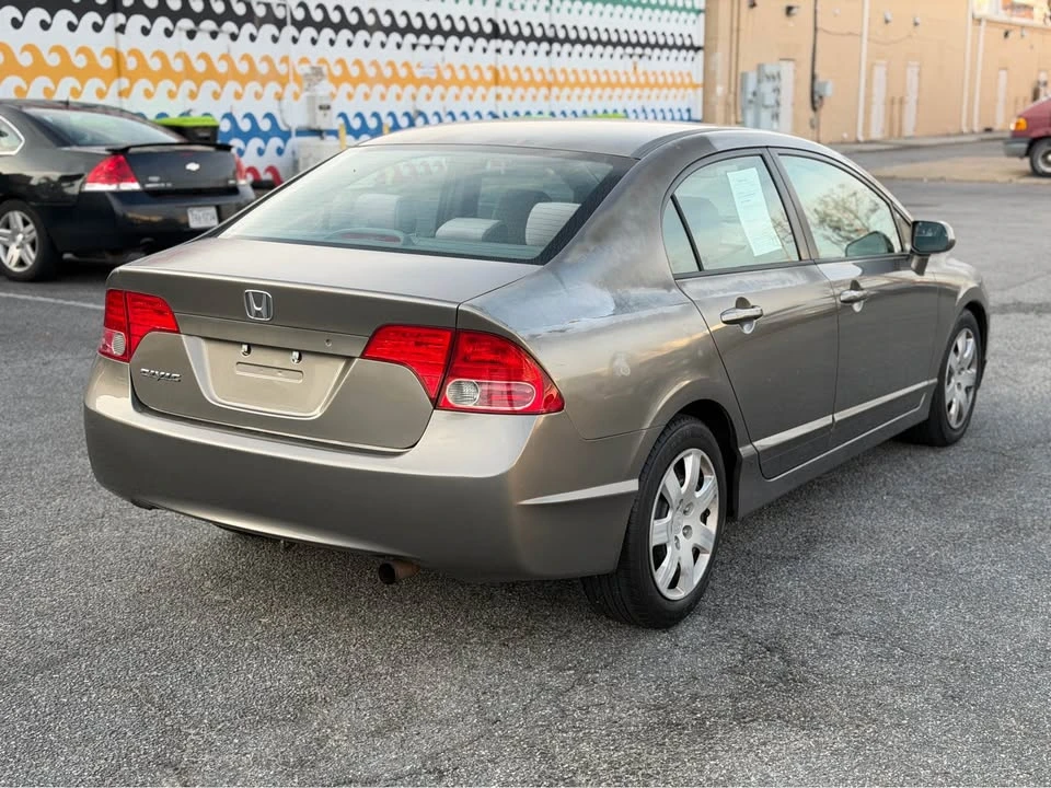 2008 Honda Civic 8th Gen - Image 3 of 17