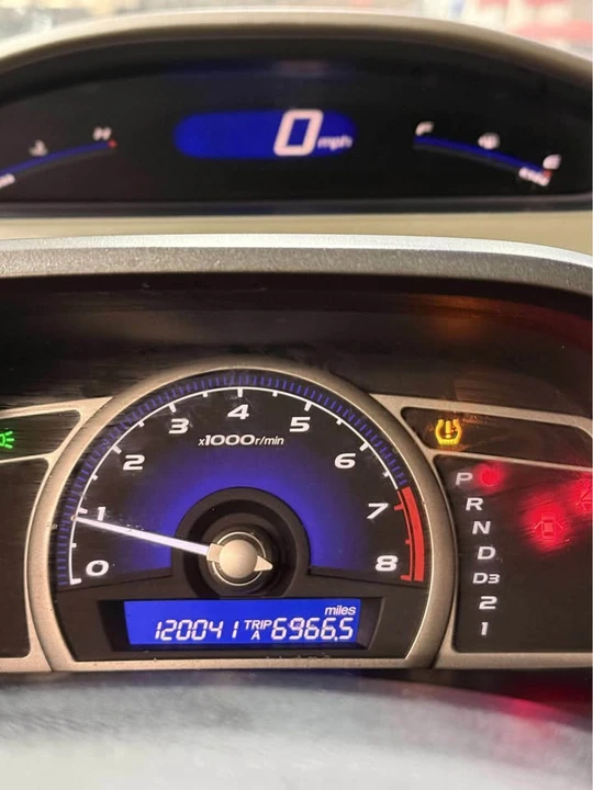 2008 Honda Civic 8th Gen - Image 7 of 11