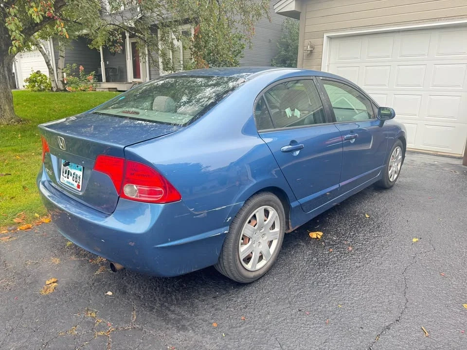 2008 Honda Civic 8th Gen - Image 4 of 16