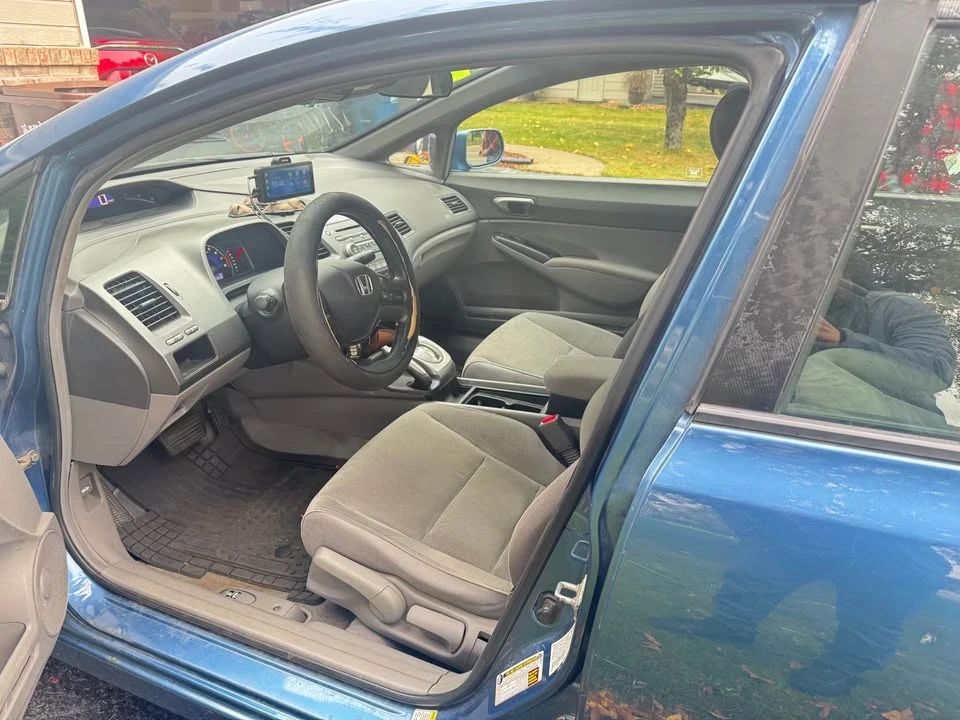 2008 Honda Civic 8th Gen - Image 8 of 16