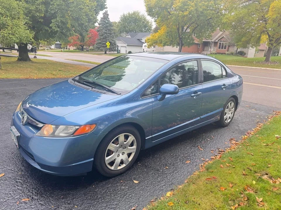 2008 Honda Civic 8th Gen - Image 5 of 16