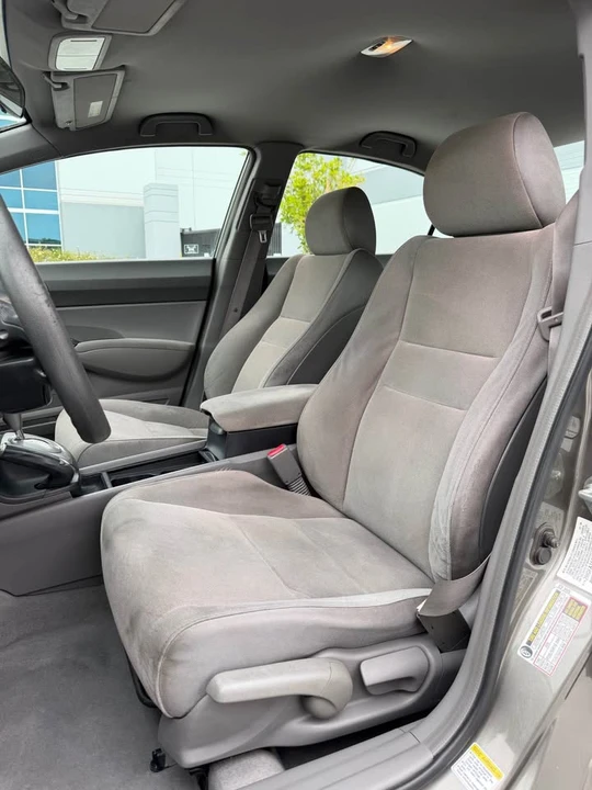 2008 Honda Civic 8th Gen - Image 10 of 20