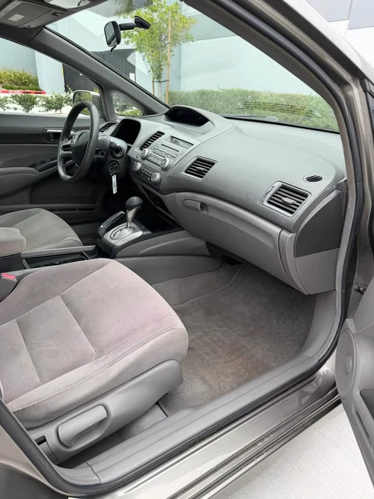 2008 Honda Civic 8th Gen - Image 13 of 20