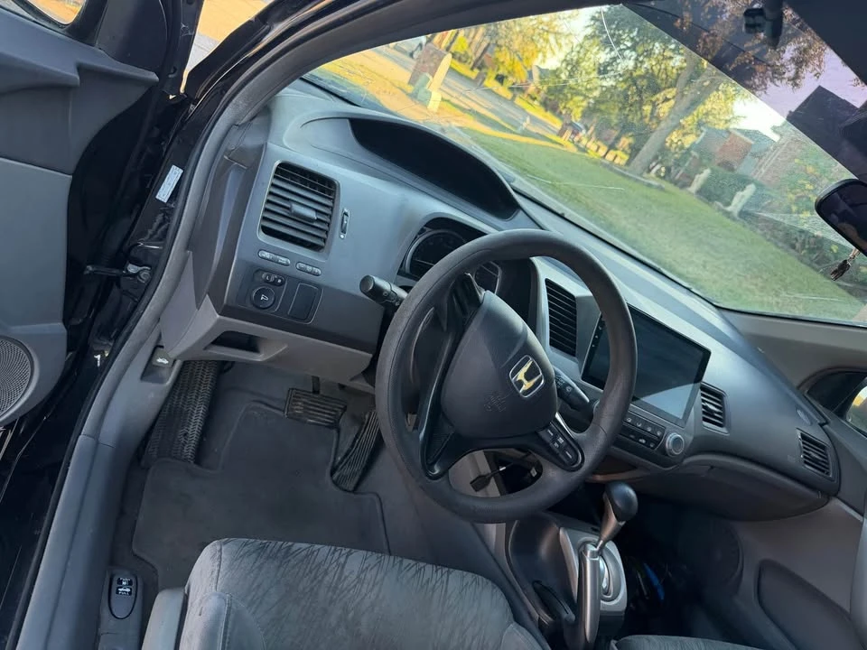 2008 Honda Civic 8th Gen - Image 10 of 13
