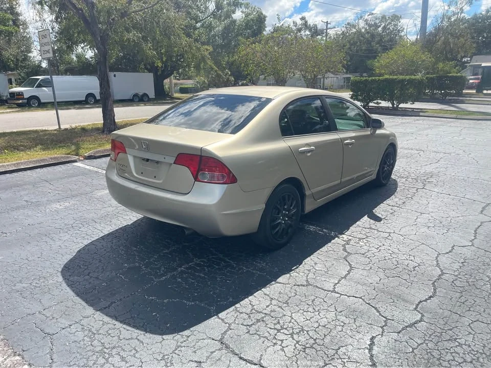 2008 Honda Civic 8th Gen - Image 17 of 20