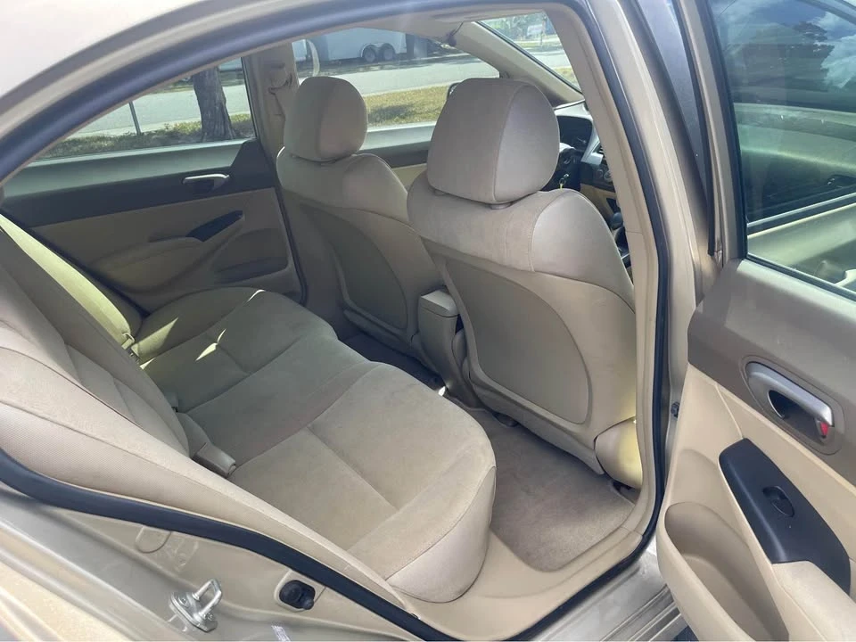 2008 Honda Civic 8th Gen - Image 8 of 20