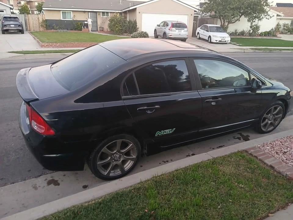 2008 Honda Civic 8th Gen - Image 3 of 3
