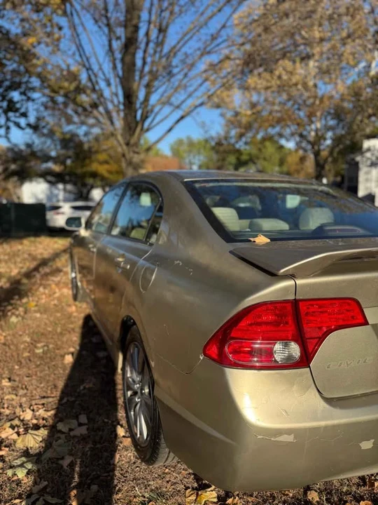 2008 Honda Civic 8th Gen - Image 5 of 7