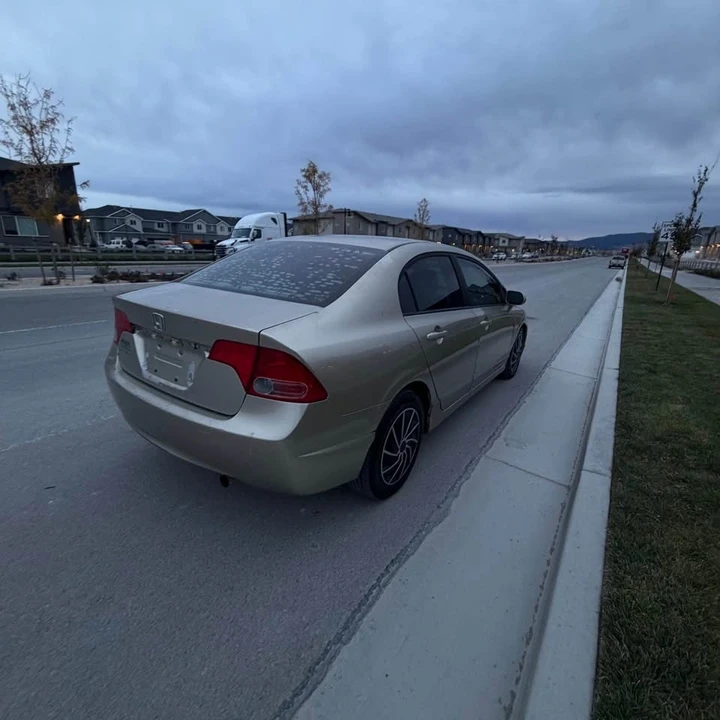 2008 Honda Civic 8th Gen - Image 4 of 7