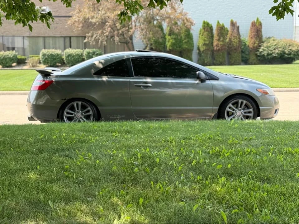 2008 Honda Civic Si 8th Gen - Image 9 of 11