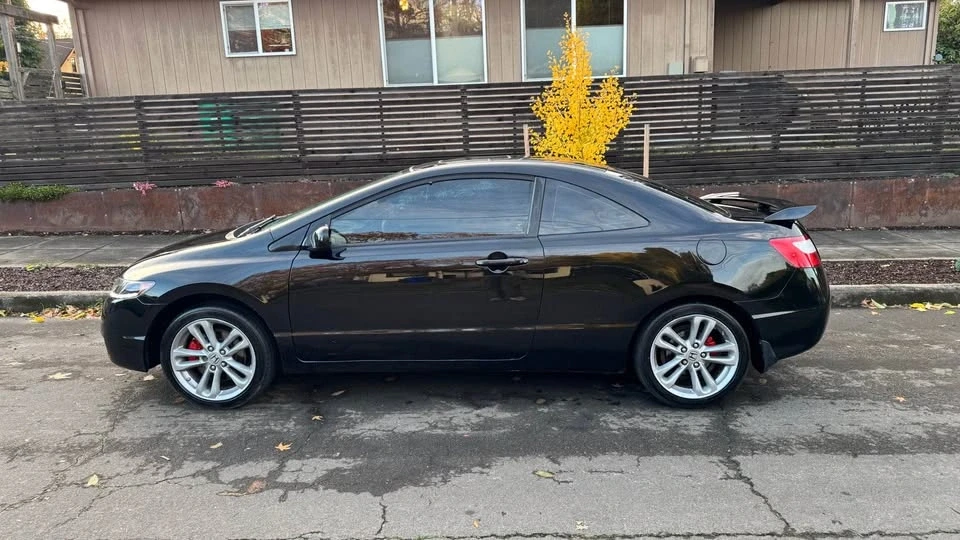 2008 Honda Civic Si 8th Gen - Image 2 of 11