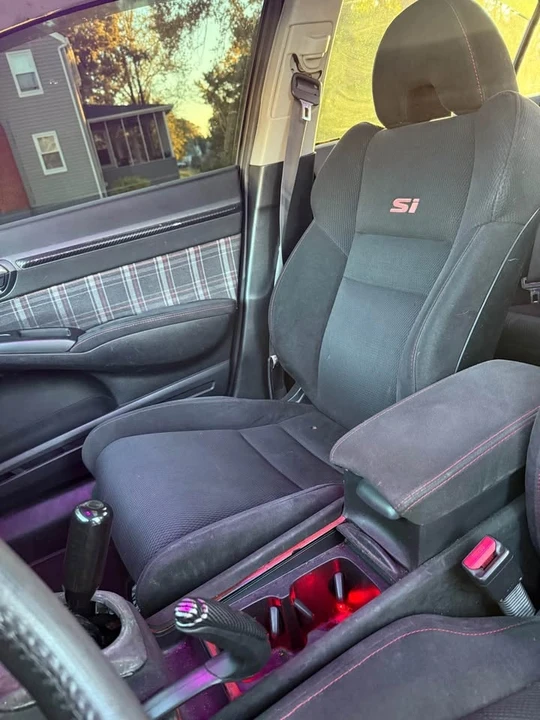 2008 Honda Civic Si 8th Gen - Image 10 of 13