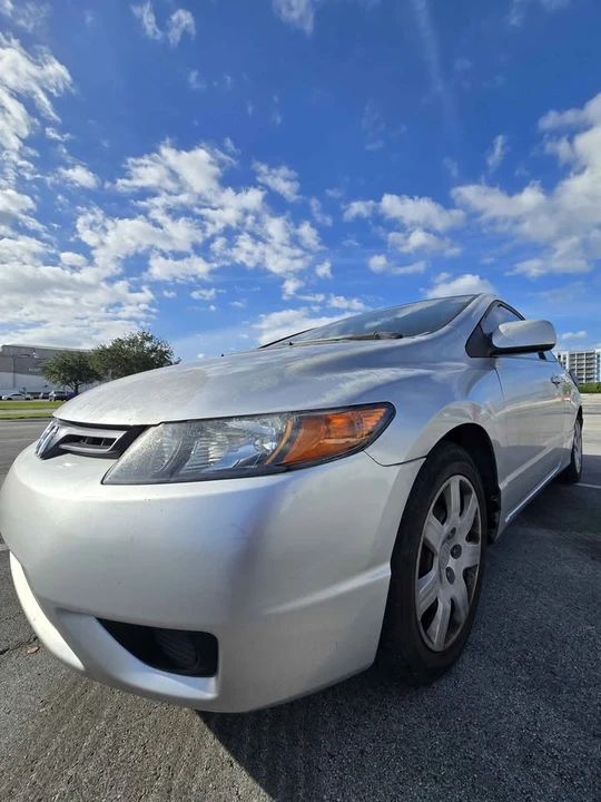 2008 Honda Civic 8th Gen - Image 3 of 13