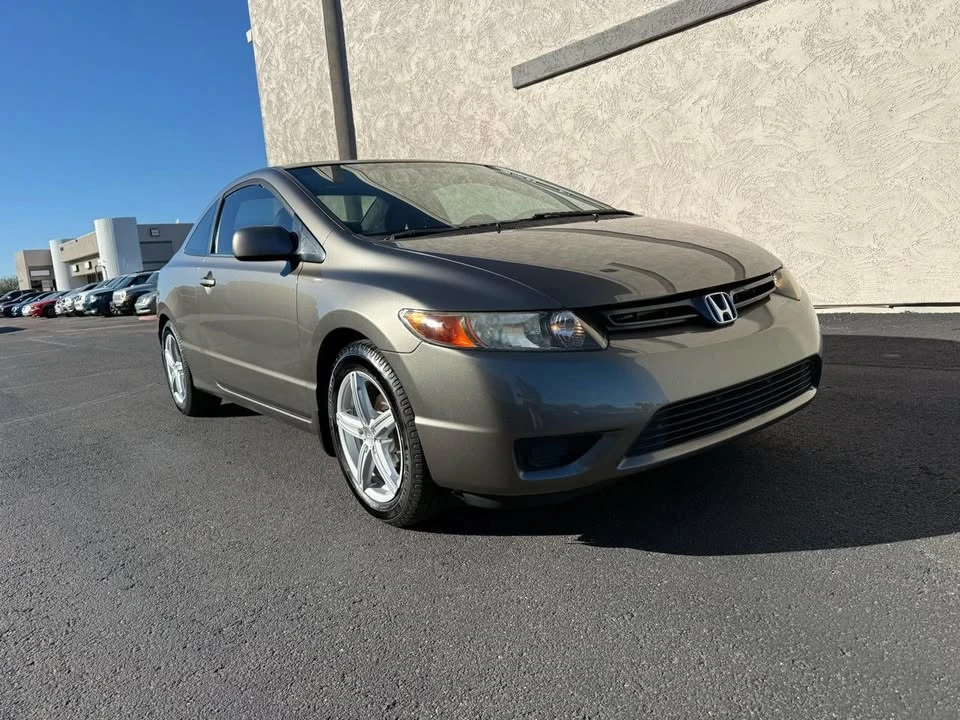 2008 Honda Civic 8th Gen - Image 2 of 6