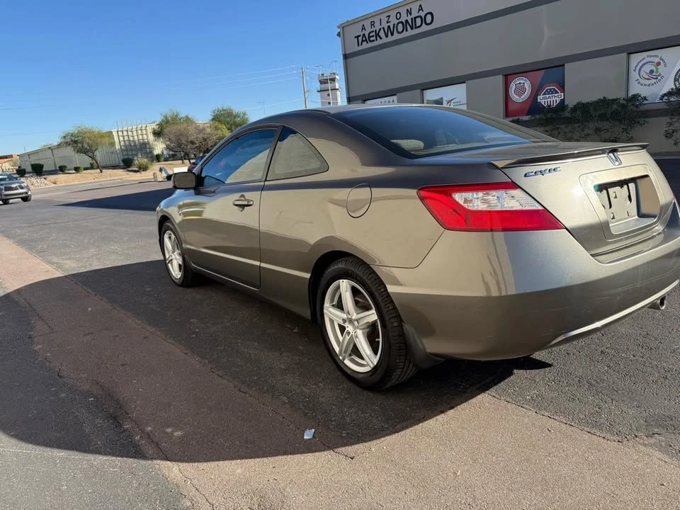 2008 Honda Civic 8th Gen - Image 4 of 6