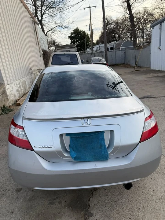 2008 Honda Civic 8th Gen - Image 2 of 6