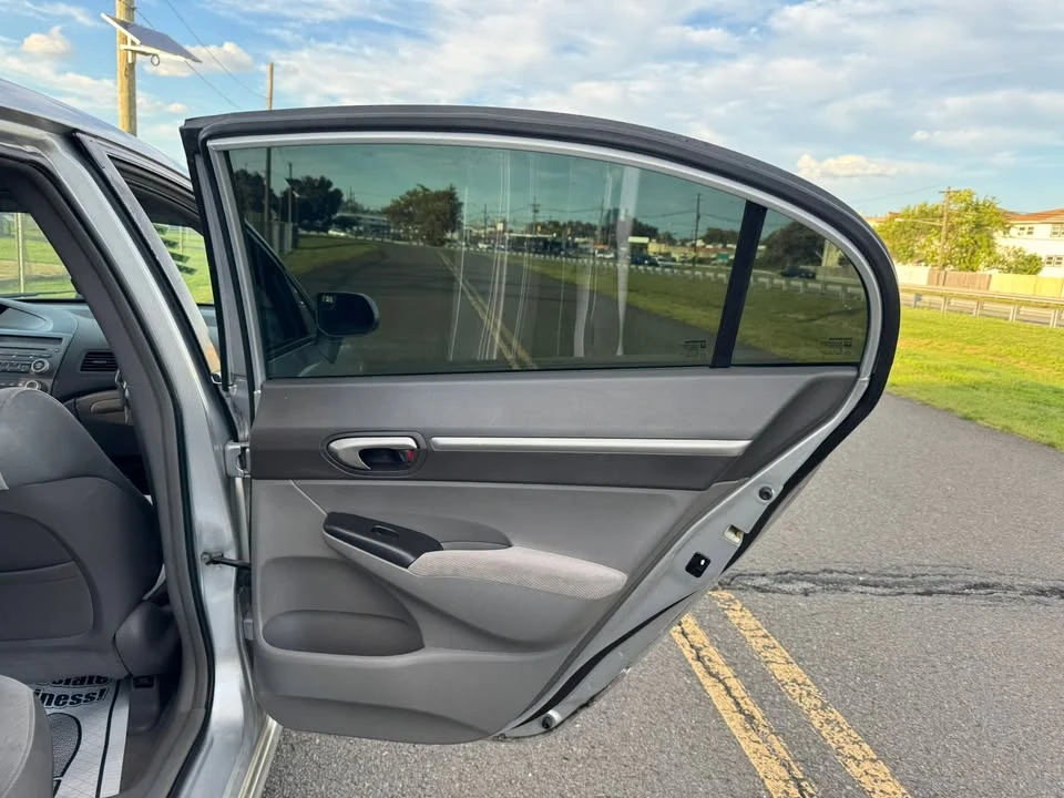 2008 Honda Civic 8th Gen - Image 10 of 18
