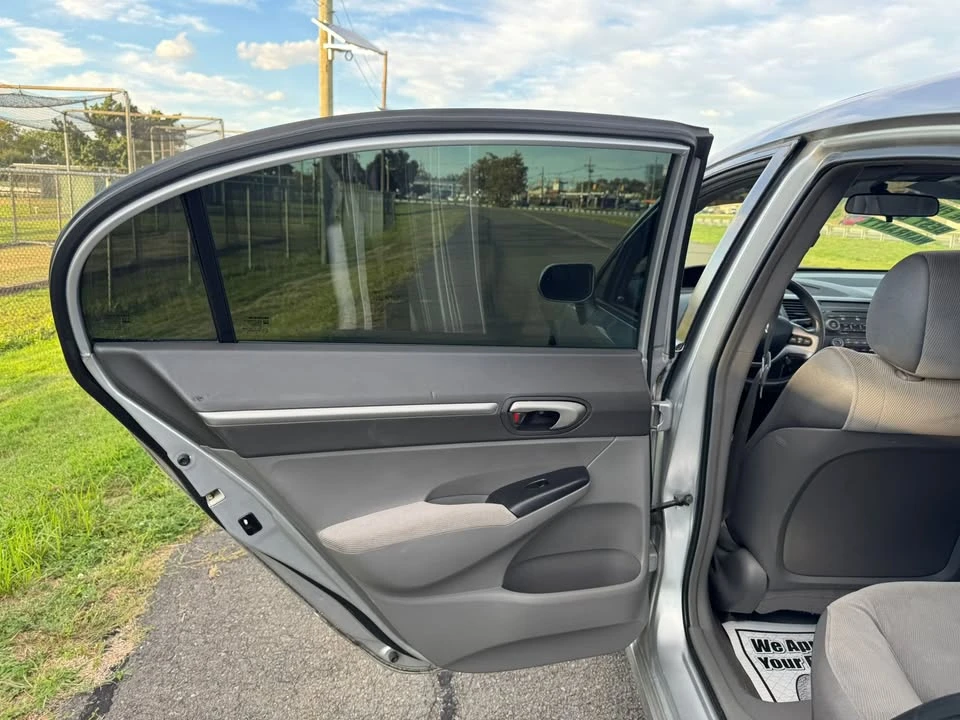 2008 Honda Civic 8th Gen - Image 12 of 18