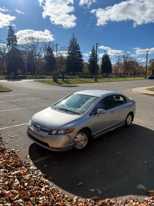 2008 Honda Civic 8th Gen - Image 2 of 10
