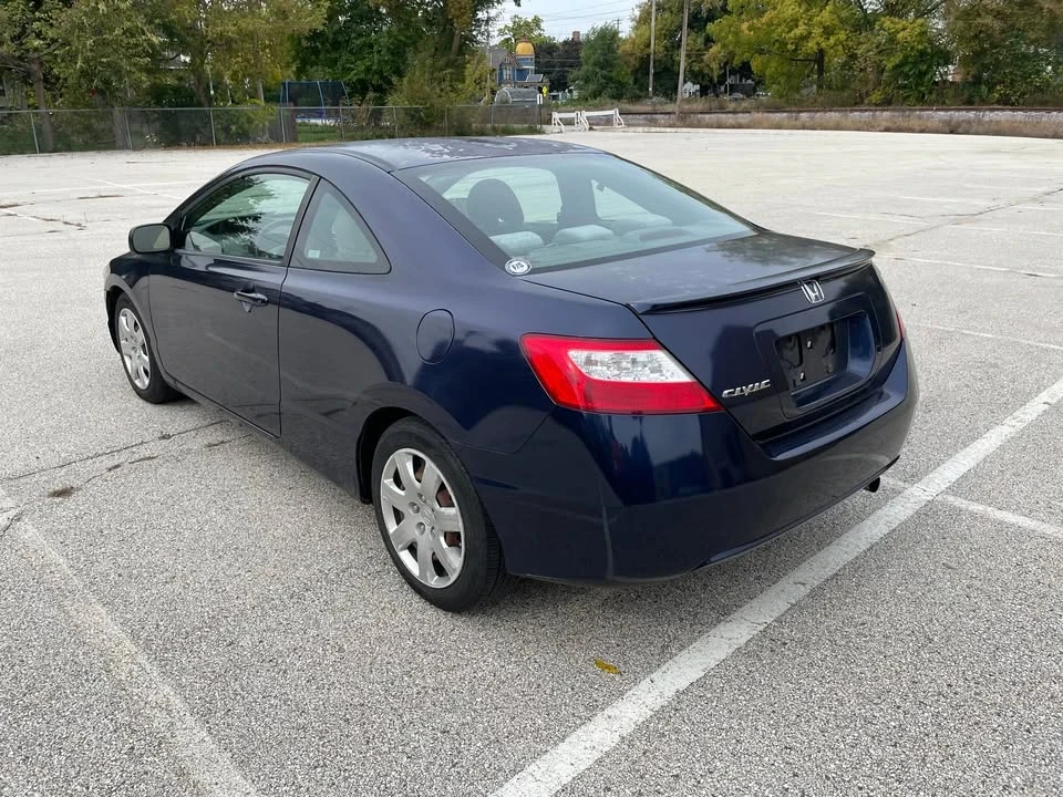 2008 Honda Civic 8th Gen - Image 4 of 18