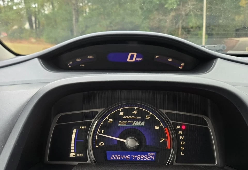 2008 Honda Civic 8th Gen - Image 8 of 16