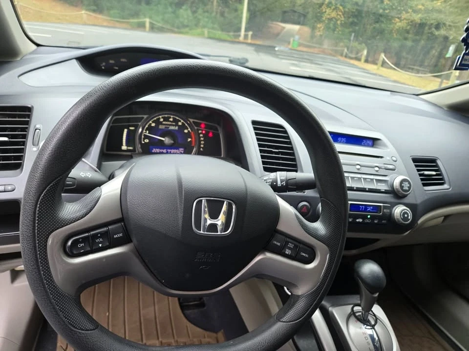 2008 Honda Civic 8th Gen - Image 9 of 16