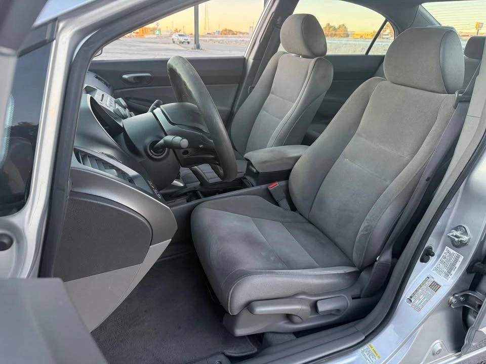 2008 Honda Civic 8th Gen - Image 9 of 15