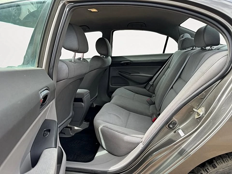 2008 Honda Civic 8th Gen - Image 9 of 14
