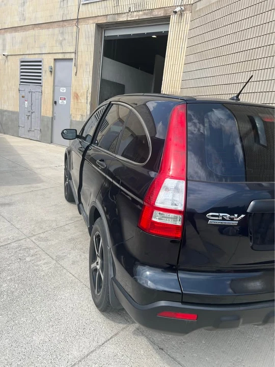 2008 Honda CR-V 3rd Gen - Image 2 of 2