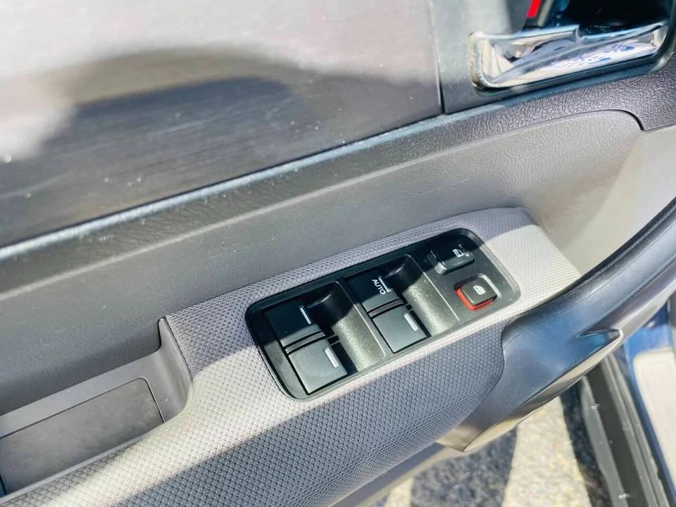 2008 Honda CR-V 3rd Gen - Image 11 of 19