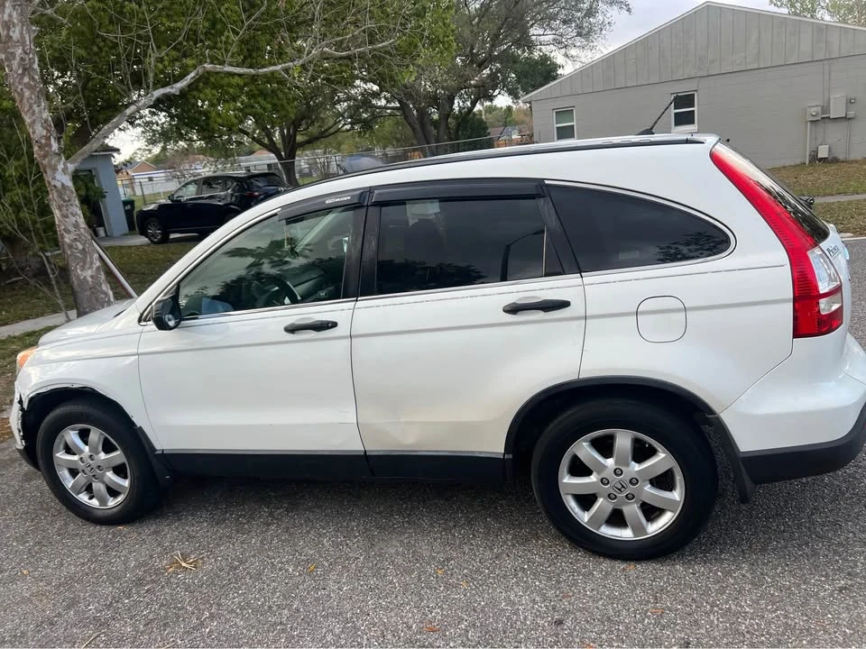 2008 Honda CR-V 3rd Gen - Image 3 of 10