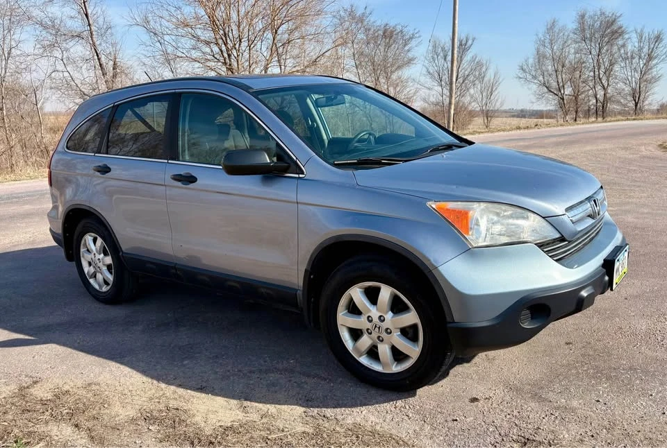 2008 Honda CR-V 3rd Gen - Image 2 of 13