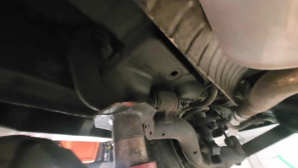 2008 Honda Element - Image 15 of 18