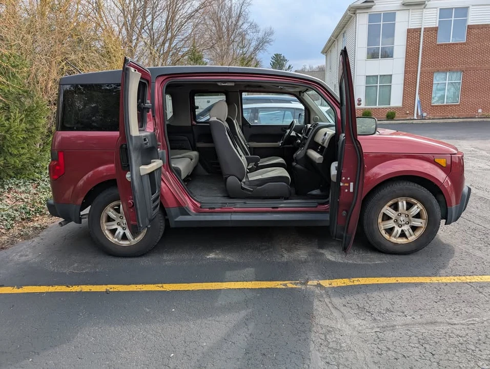 2008 Honda Element - Image 6 of 16
