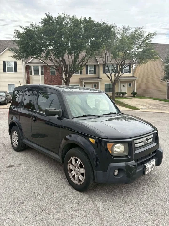 2008 Honda Element - Image 2 of 11