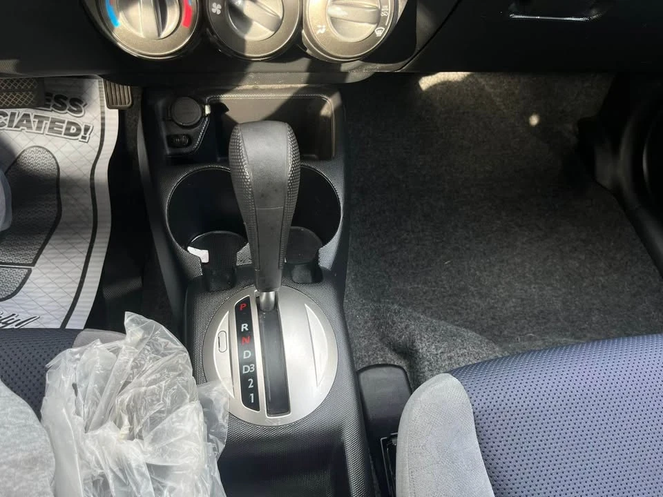 2008 Honda Fit - Image 12 of 13