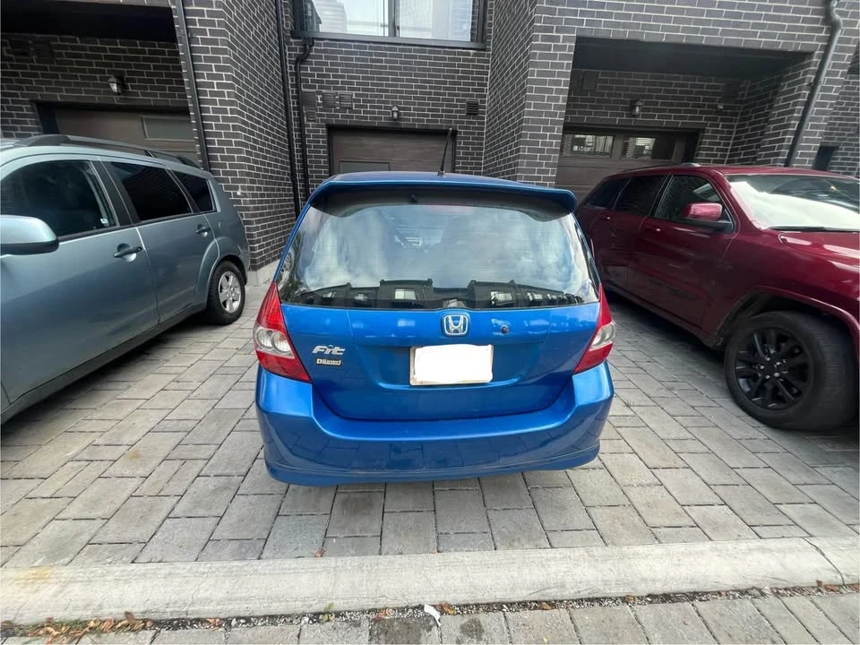 2008 Honda Fit - Image 2 of 5