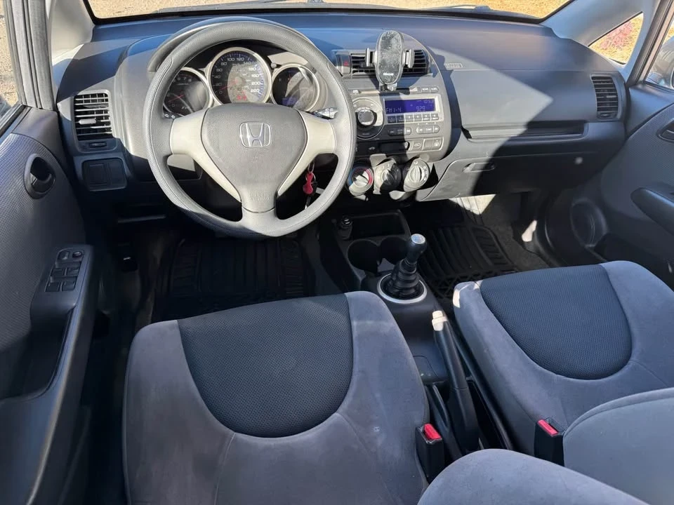 2008 Honda Fit - Image 6 of 9