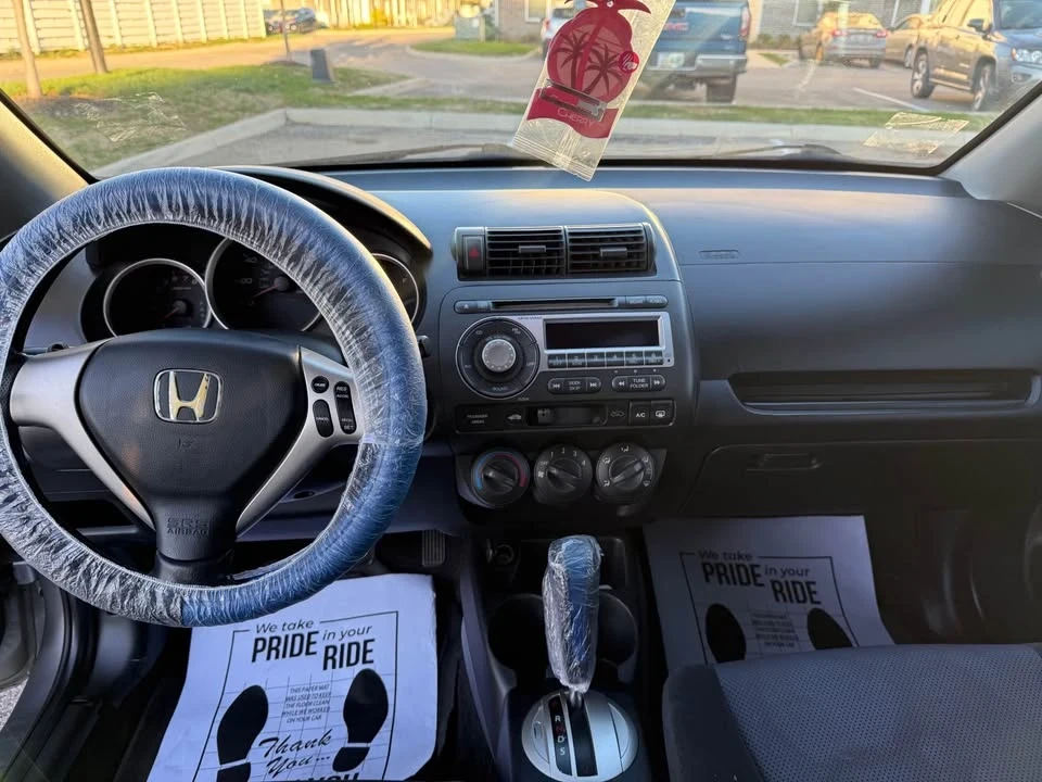 2008 Honda Fit - Image 4 of 7