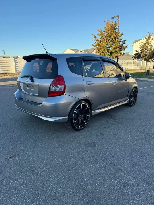 2008 Honda Fit - Image 5 of 7