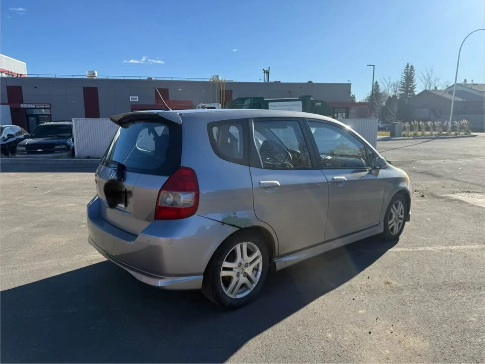 2008 Honda Fit - Image 4 of 11