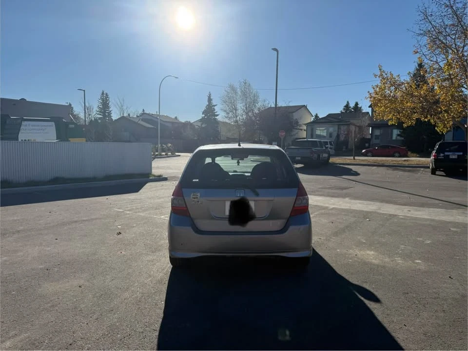 2008 Honda Fit - Image 3 of 11