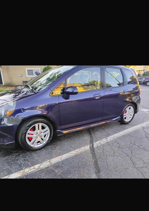 2008 Honda Fit - Image 2 of 4