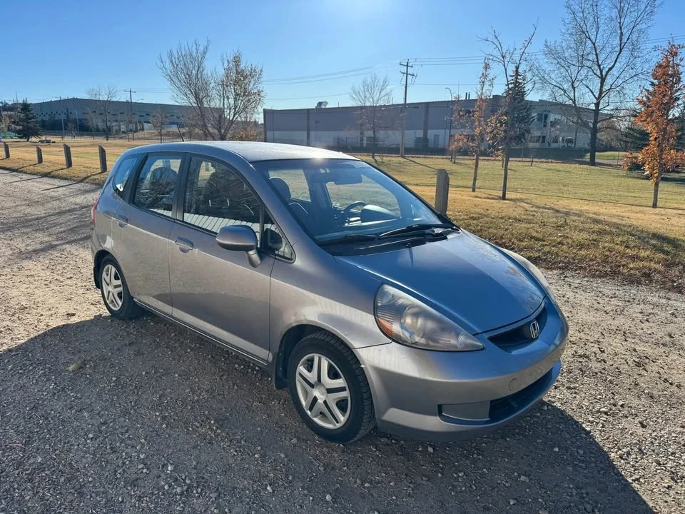 2008 Honda Fit - Image 4 of 9