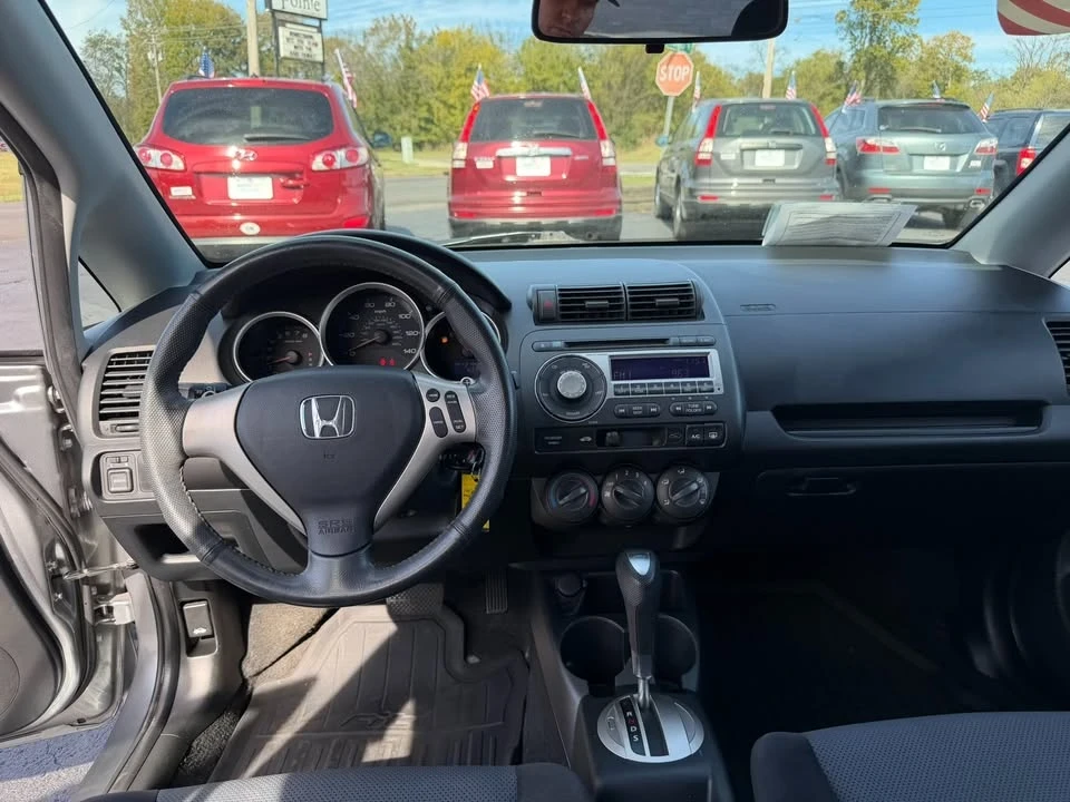 2008 Honda Fit - Image 6 of 16