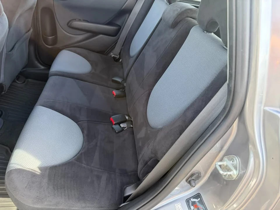 2008 Honda Fit - Image 5 of 16